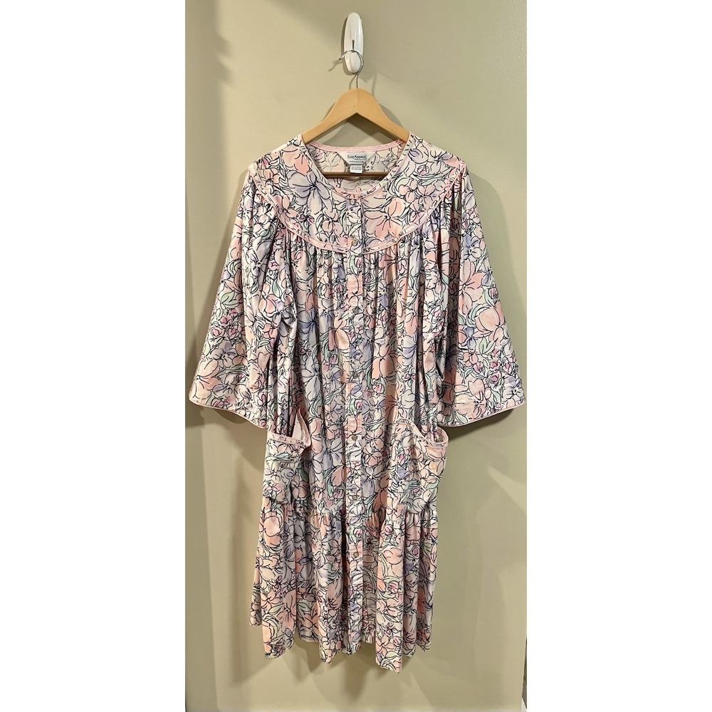 Size Appeal Vtg Sears Robe Mumu Floral Plus Size 2X Pockets Snaps Cottage Core